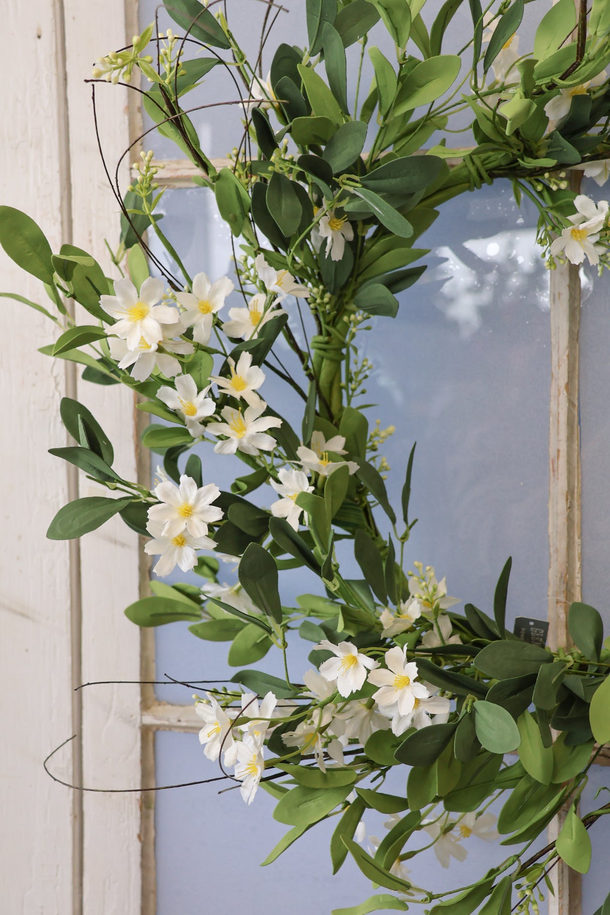 22" Cream Green Daisy Wreath