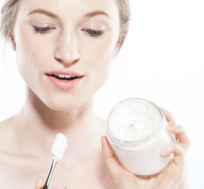 Serene Moon Dip® Back to Youth Body Mousse