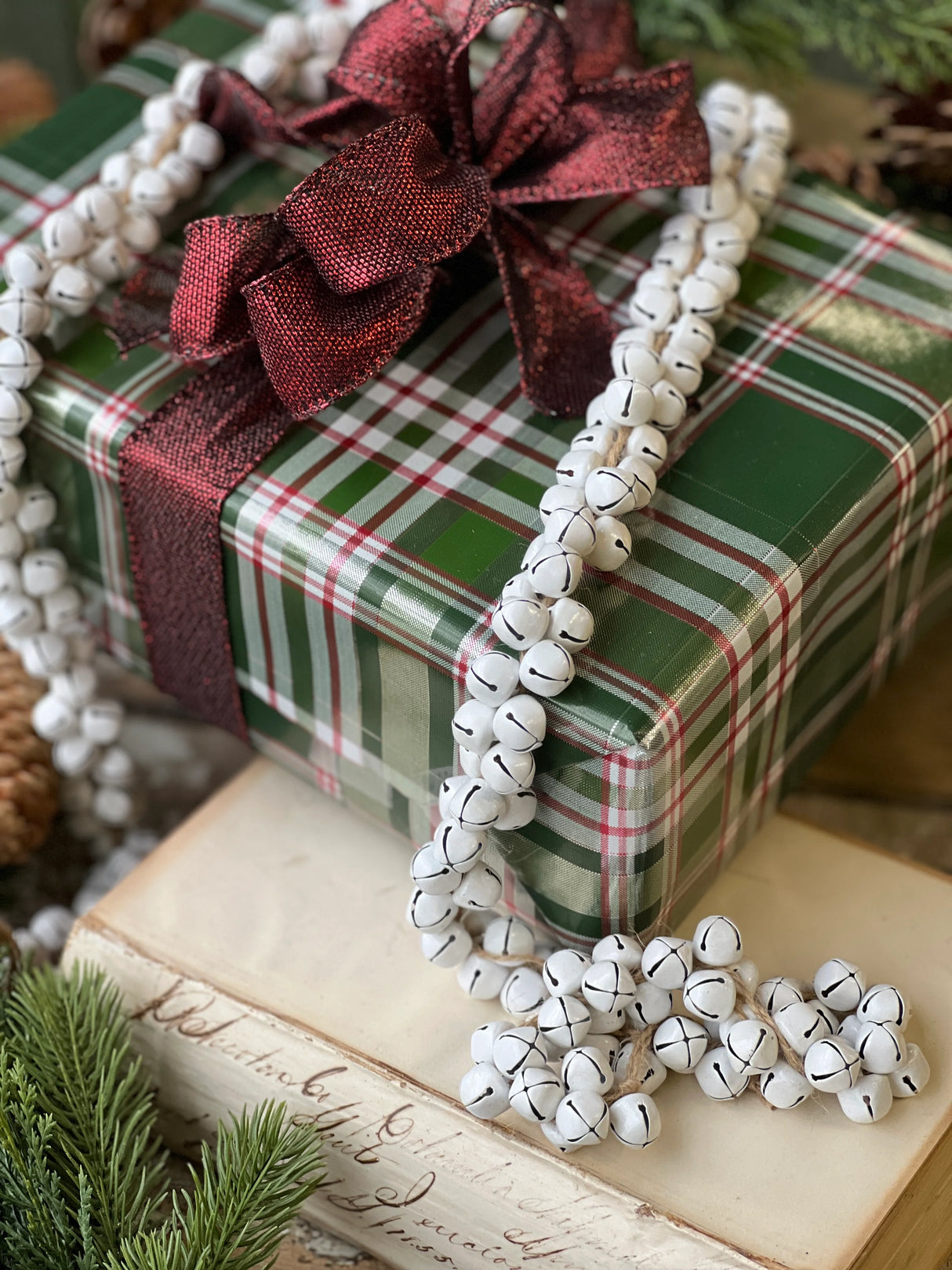 4' White Jingle All the Way Garland