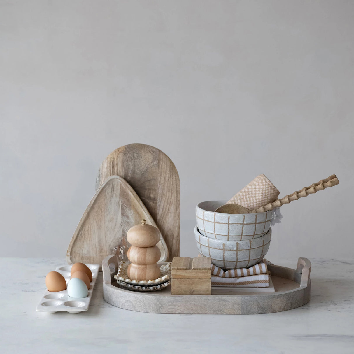 Bleached Oval Mango Wood Tray