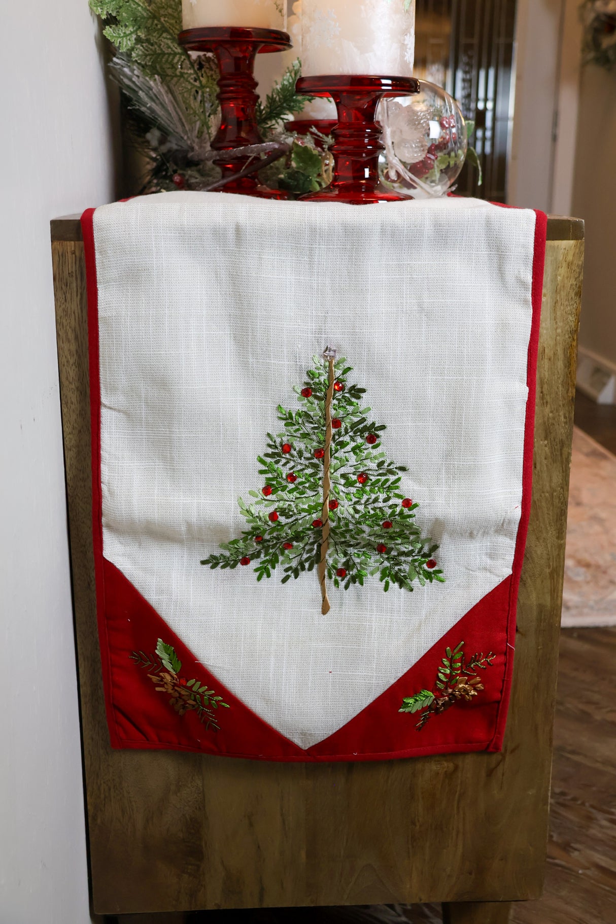 Christmas Love Table Runner- 2 Styles