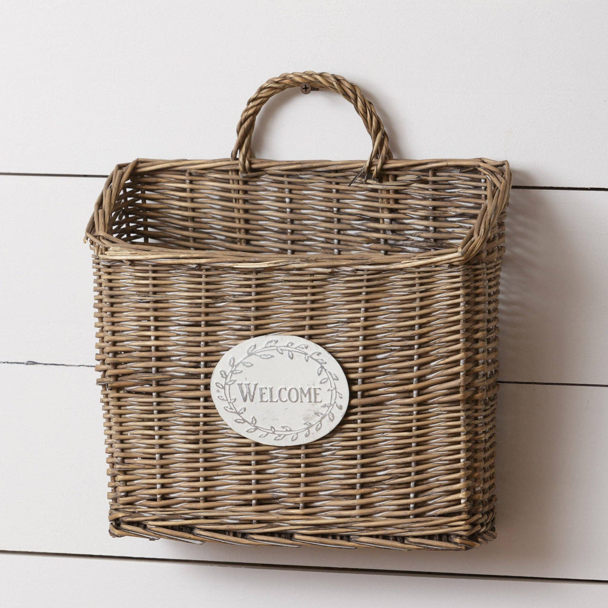 Welcome Hanging Wall Basket