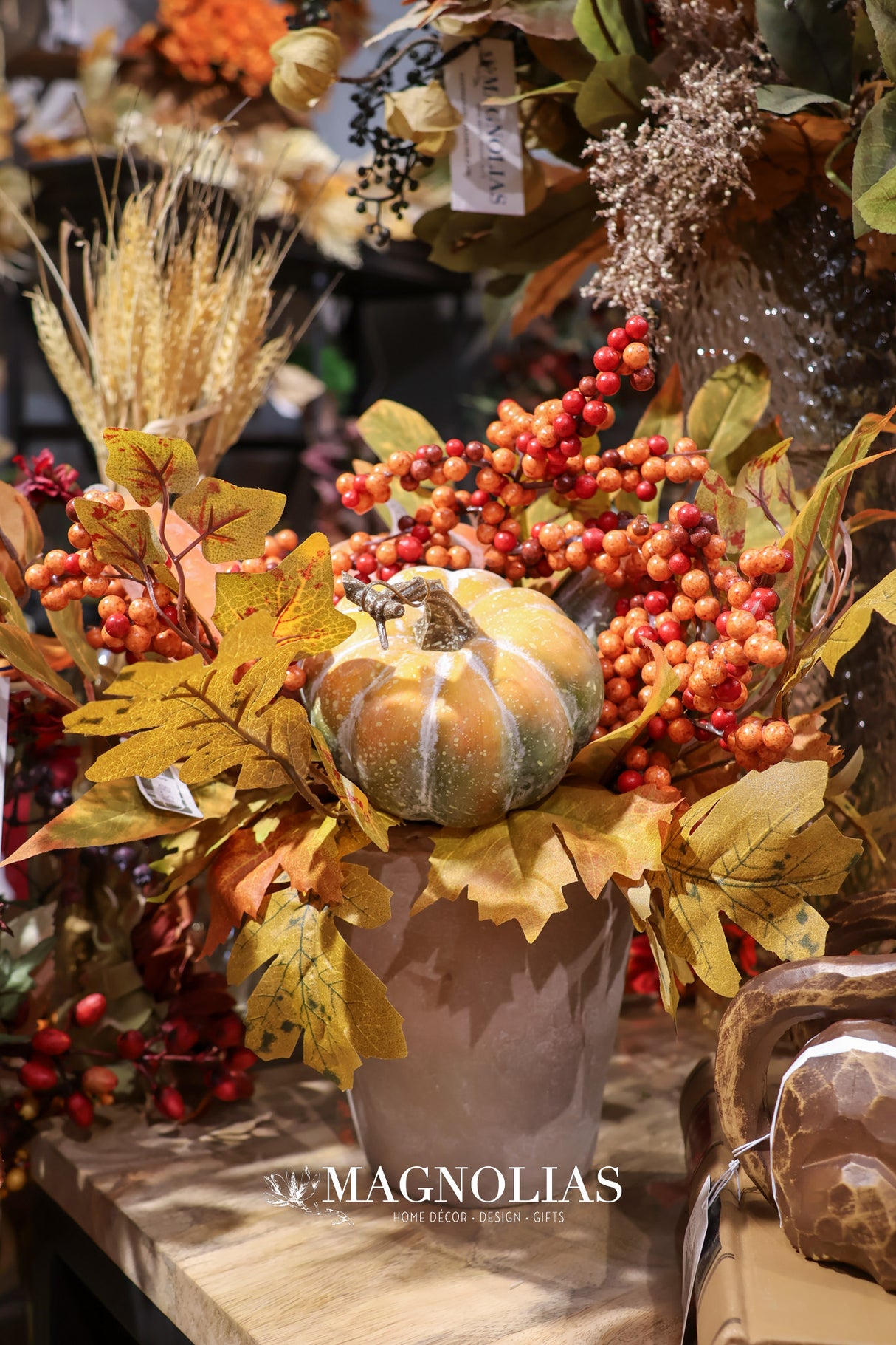 16" Pumpkin Pie Centerpiece