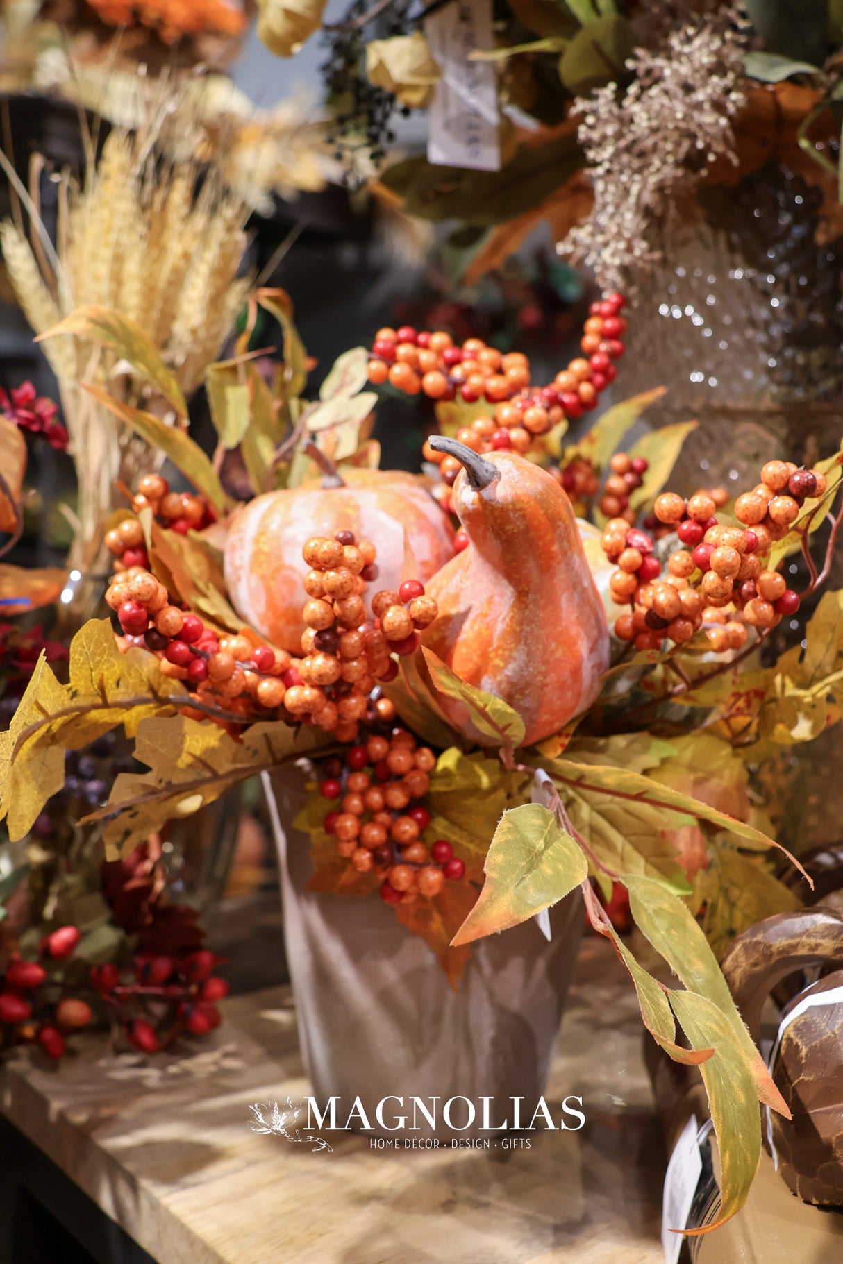 16" Pumpkin Pie Centerpiece