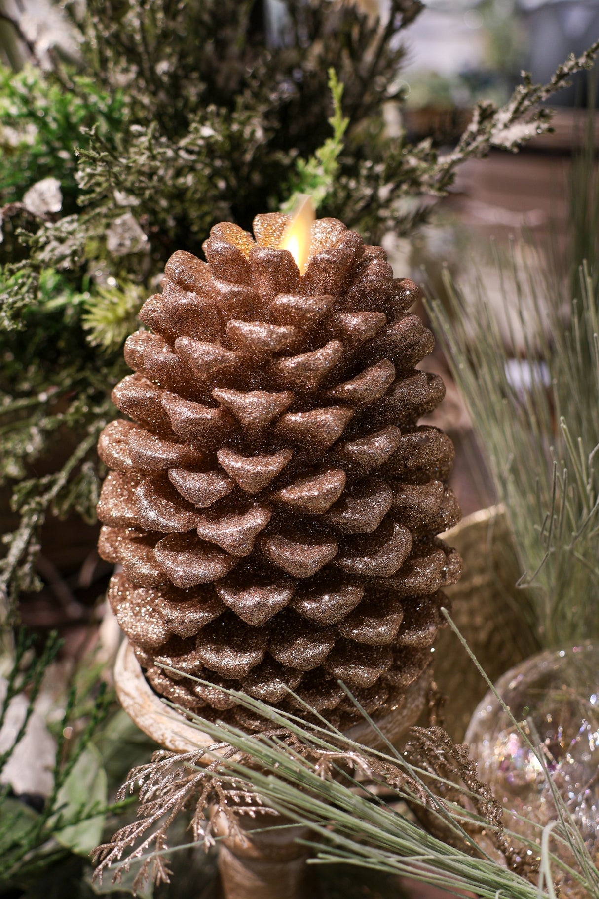 6.5" Gold Wax Glittered Pinecone Candle