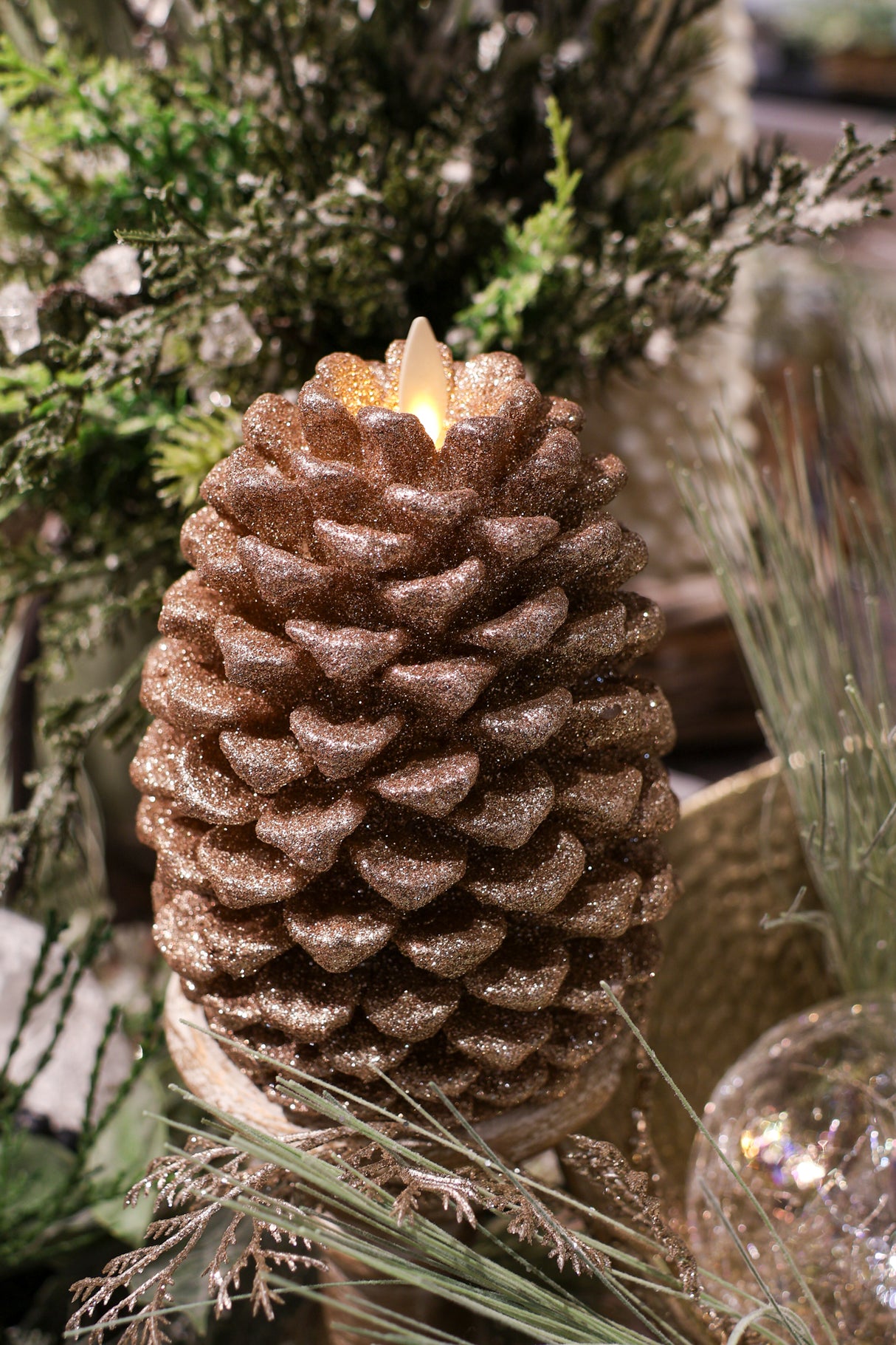 6.5" Gold Wax Glittered Pinecone Candle