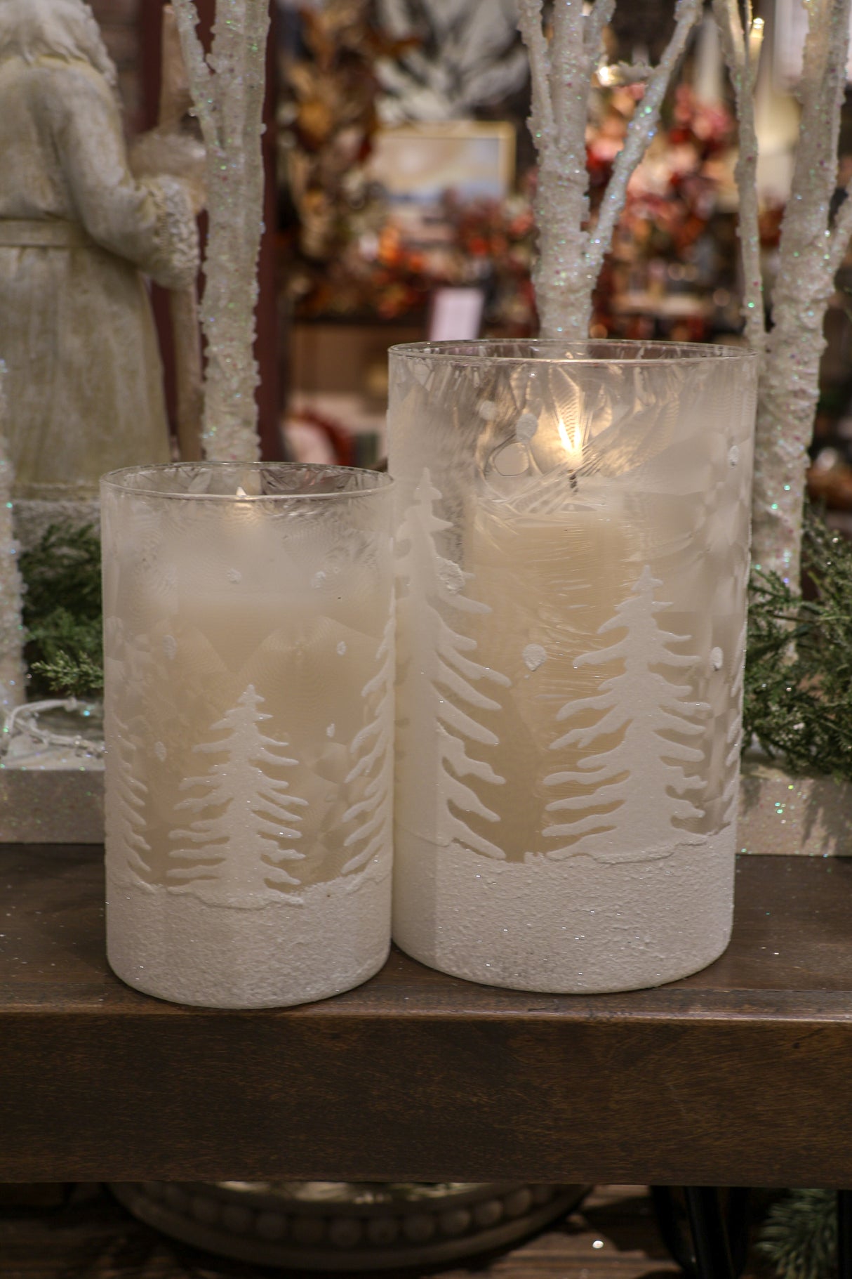 Chilly Night Candleholder -2 Sizes