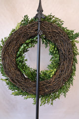 Tea Leaf Wreath