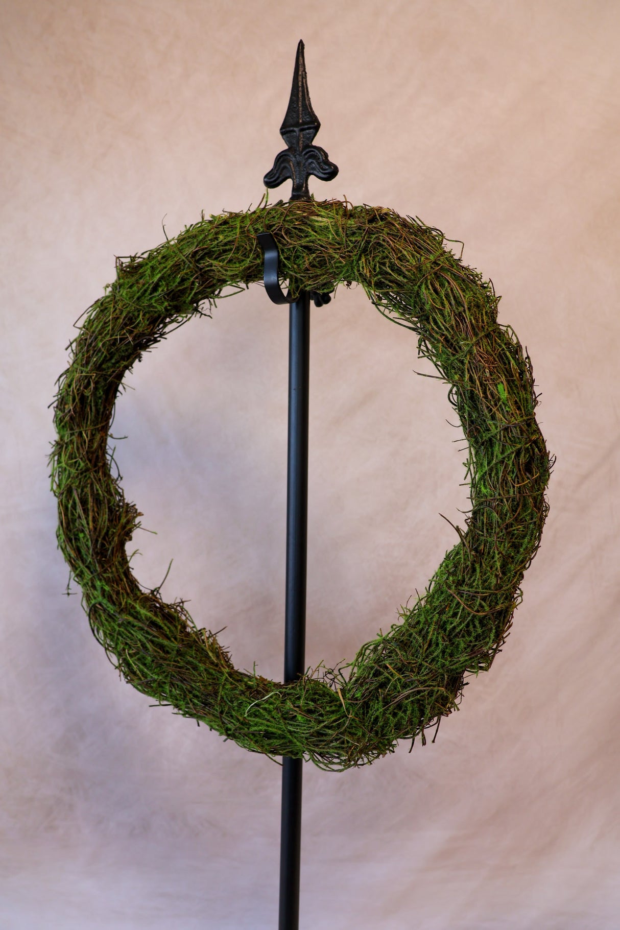 15" Moss Vine Wreath