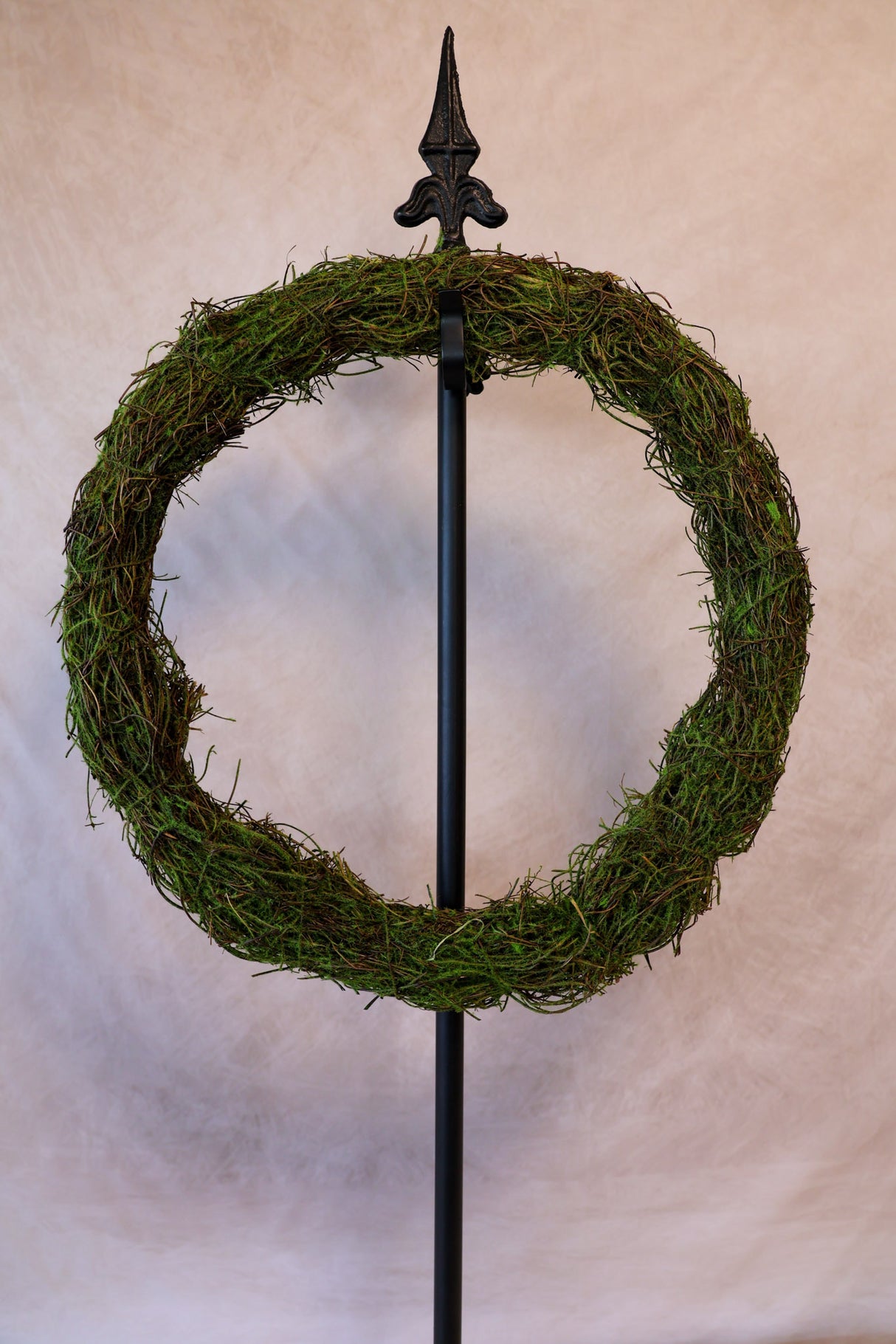 15" Moss Vine Wreath