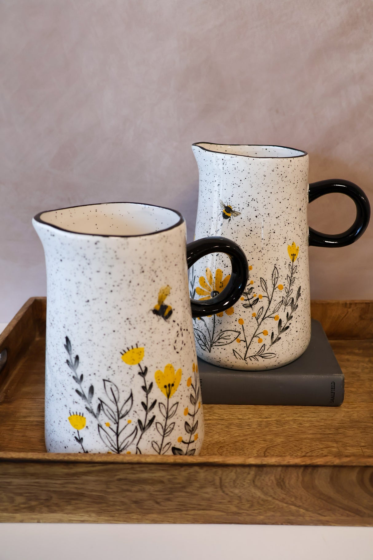 Speckle Honey Bee Pitcher -2 Styles