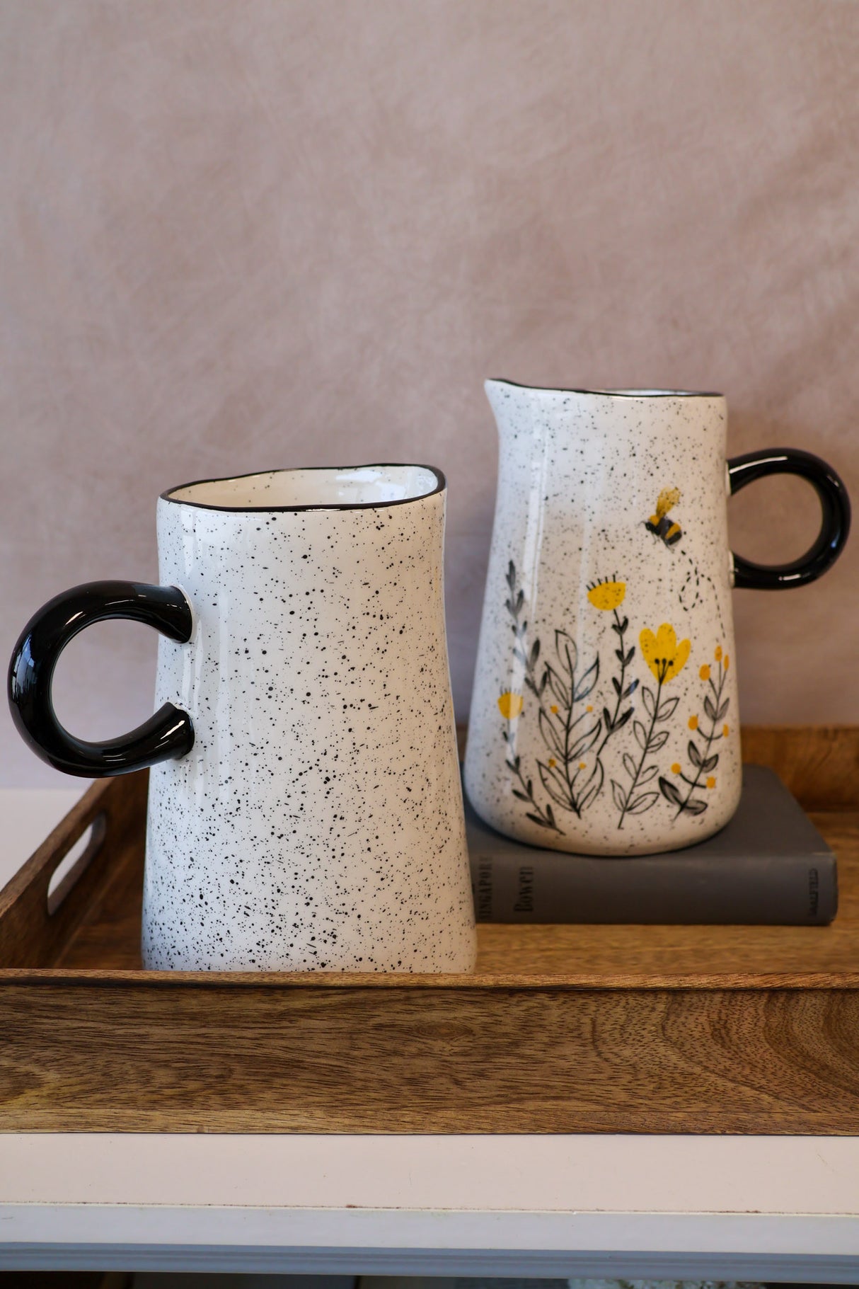 Speckle Honey Bee Pitcher -2 Styles