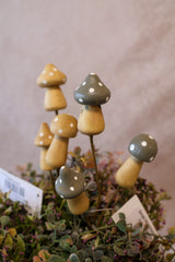 Small Mushroom Pick - 2 Colors