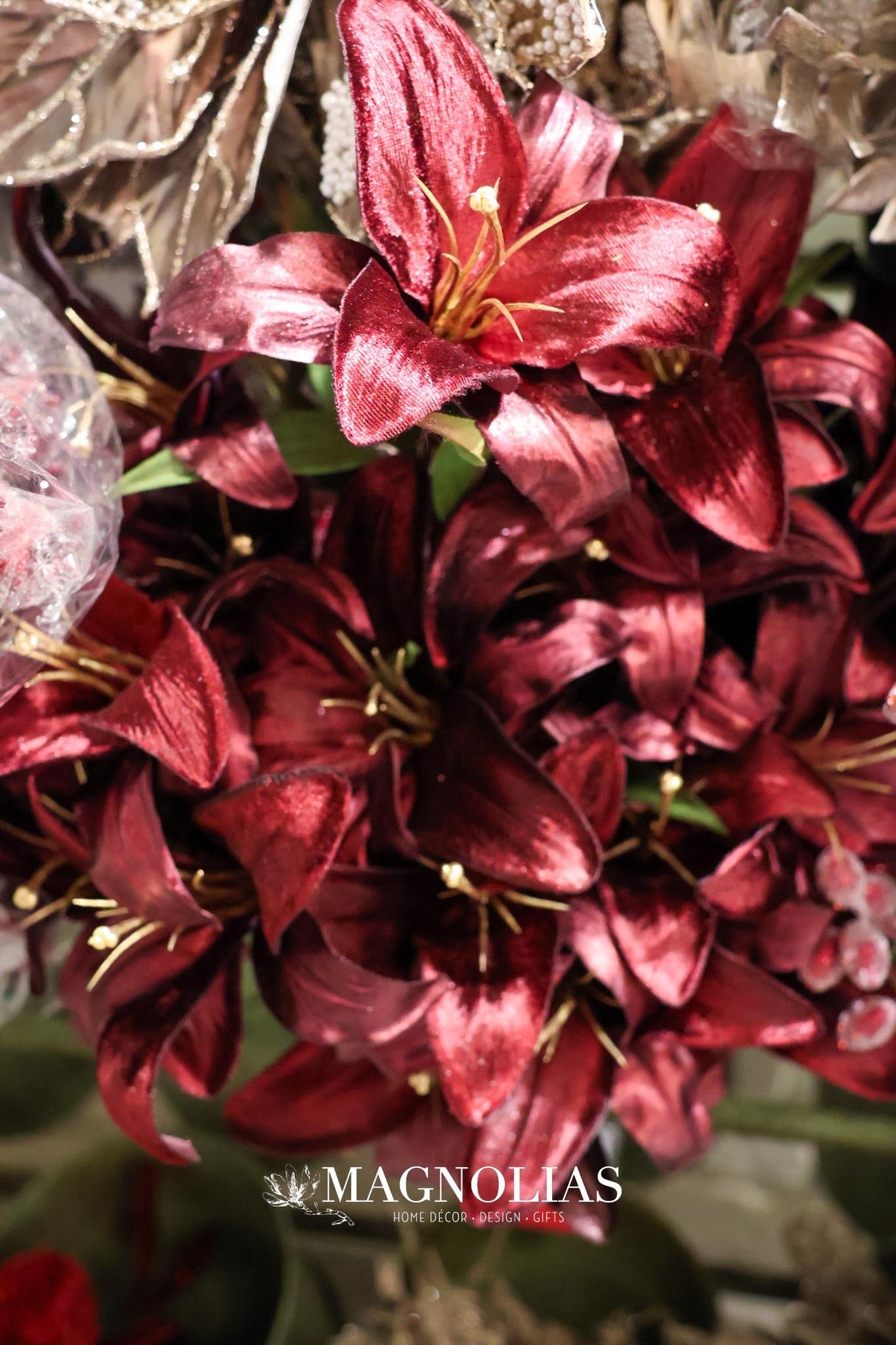 Glamour Velvet Lily Spray