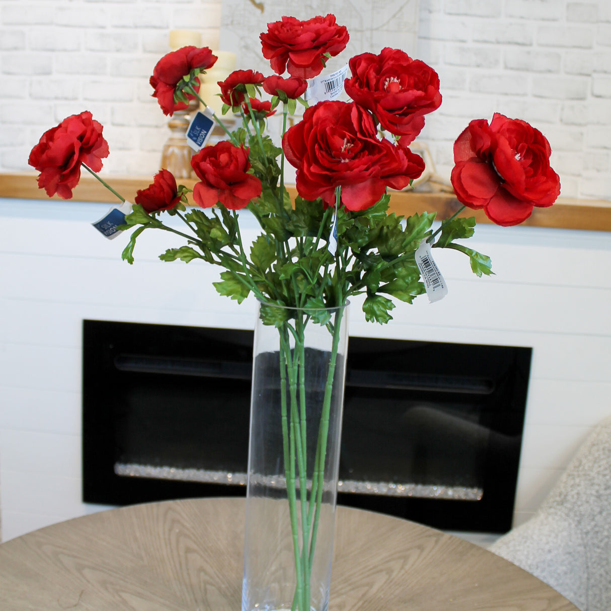 Red Ranunculus Spray